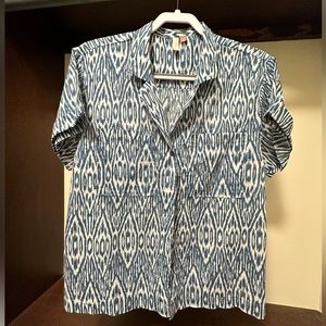 Pilcro Brand from Anthropology.  Great shirt easy care.